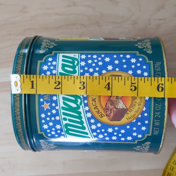 Vintage Tin, 80s Milky Way Tin with Lid - Picture 9 of 9